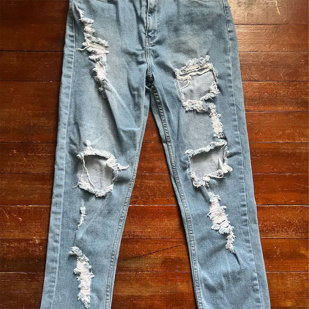 Brandy Melville Women's Distressed Boyfriend Jeans Size 13 Blue Denim